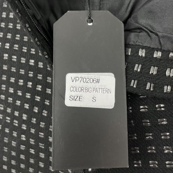 New Very J Shiny Stitch Textured Weave Shorts Black Size Small - Picture 14 of 16